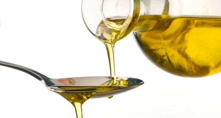 The Essential Tricks to Save Oil in Cooking