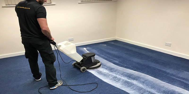 Tips to Use Steam Carpet Cleaners for Cleaning Your Carpets at Home