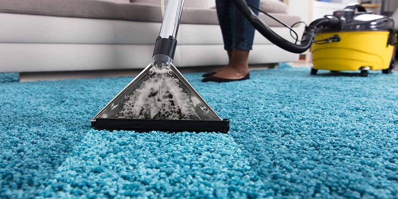 How to Make an Effective Carpet Cleaner at Home?