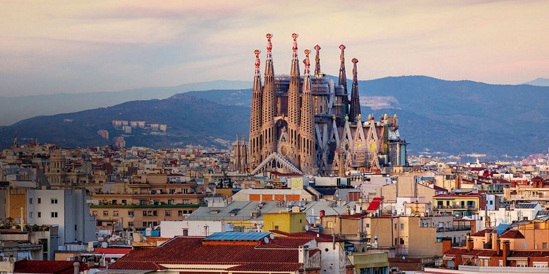 Get Overview of Barcelona to Enjoy Your Holidays
