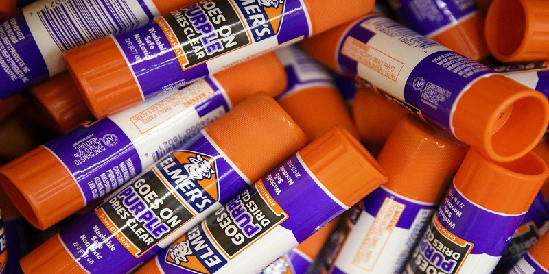 Glue Stick – Your Ally in Domestic Adhesive Needs