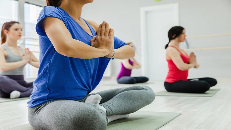 What are the Benefits of Hot Yoga Classes?